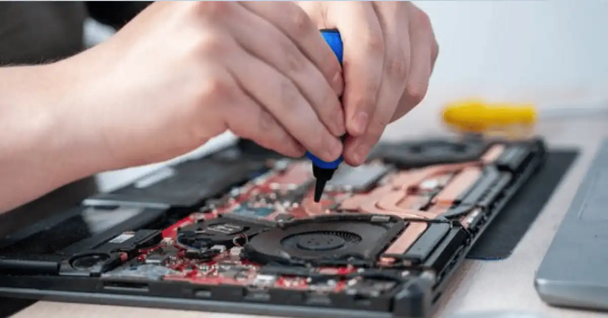 Get-Rid-Of-The-Laptop-Fan-Dust