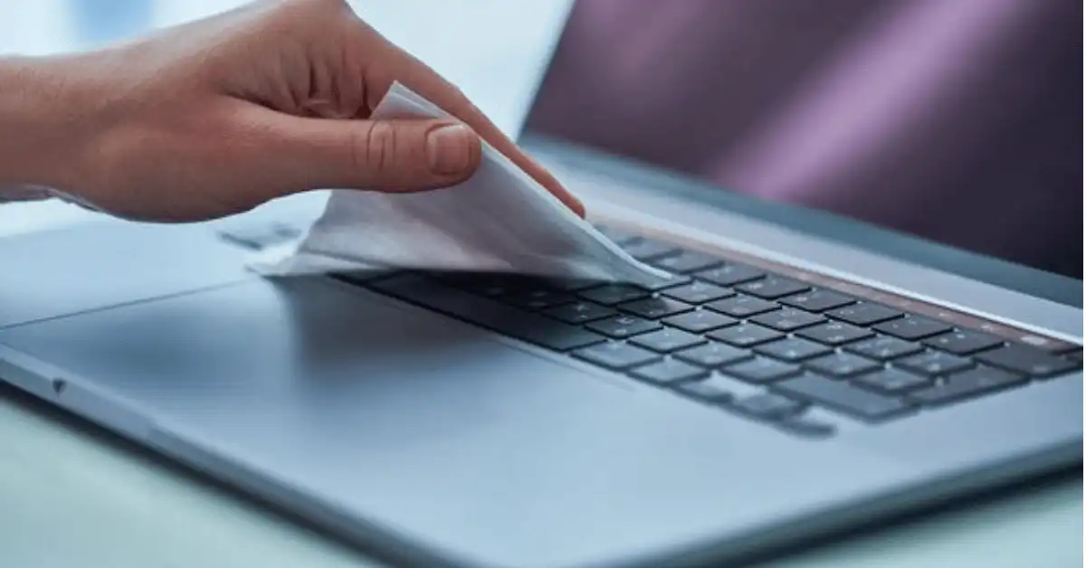 Materials-Used-To-Make-Laptop-Scratch-Remover